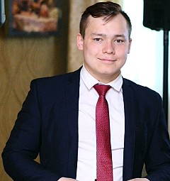 Антон Маратканов