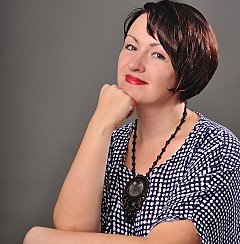 Елена Акопян
