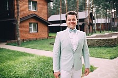 Артем Милешин