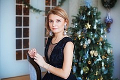 Алена Крис